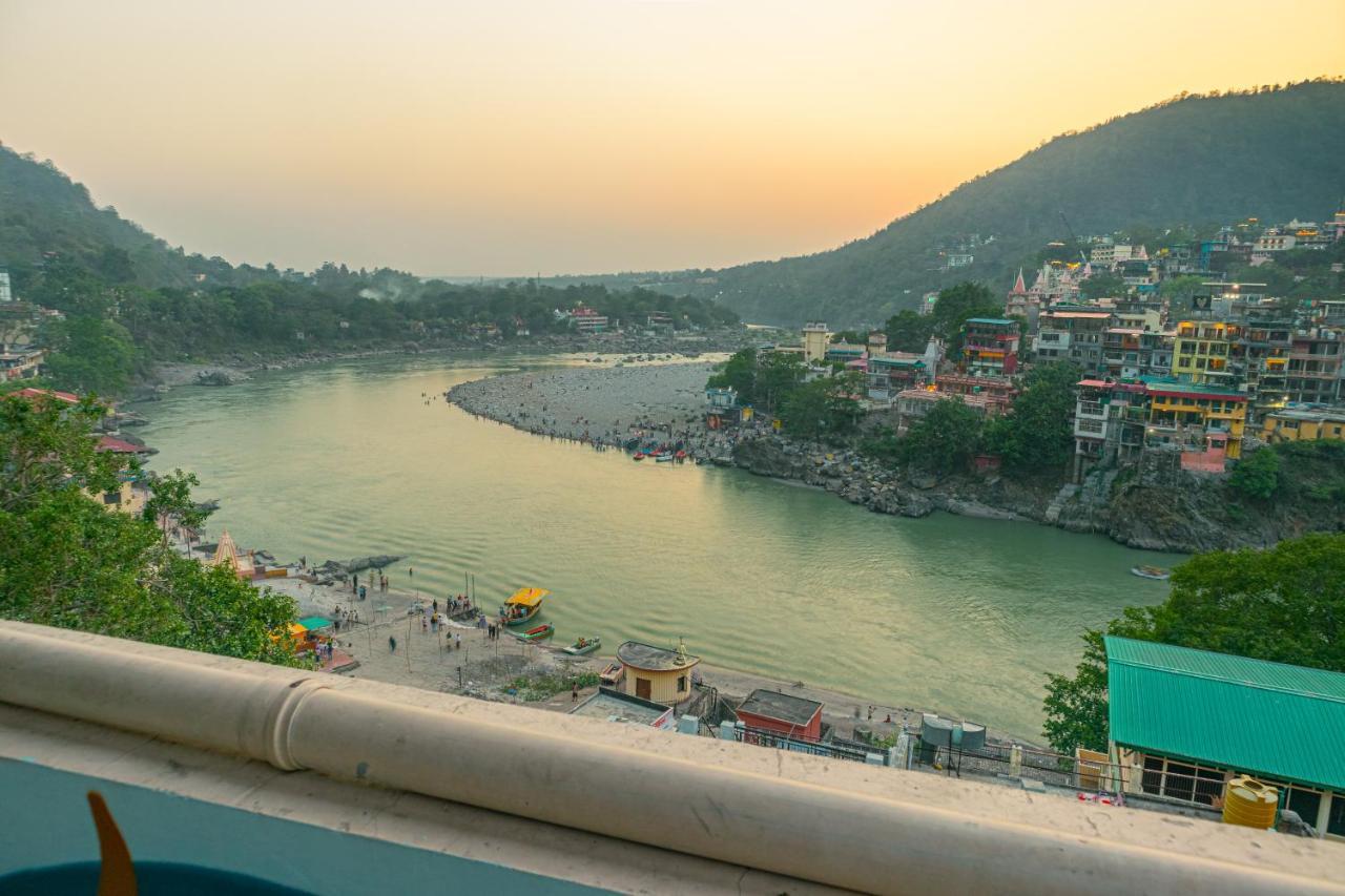 Madpackers Rishikesh 2-0 Hostel Exterior photo