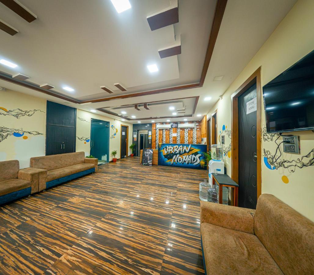 Madpackers Rishikesh 2-0 Hostel Exterior photo