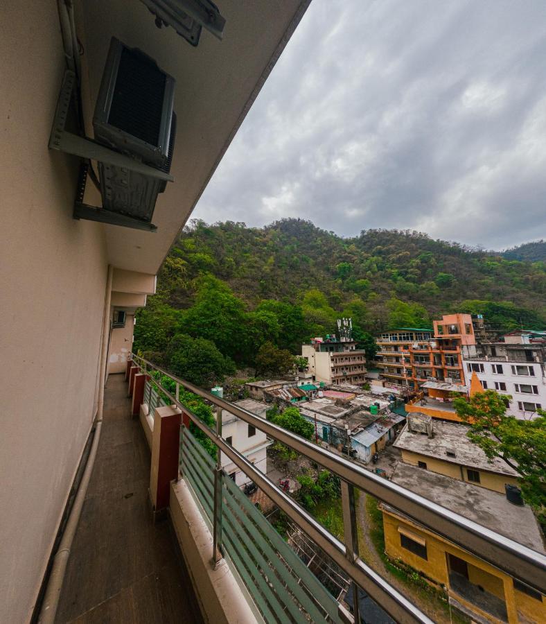 Madpackers Rishikesh 2-0 Hostel Exterior photo