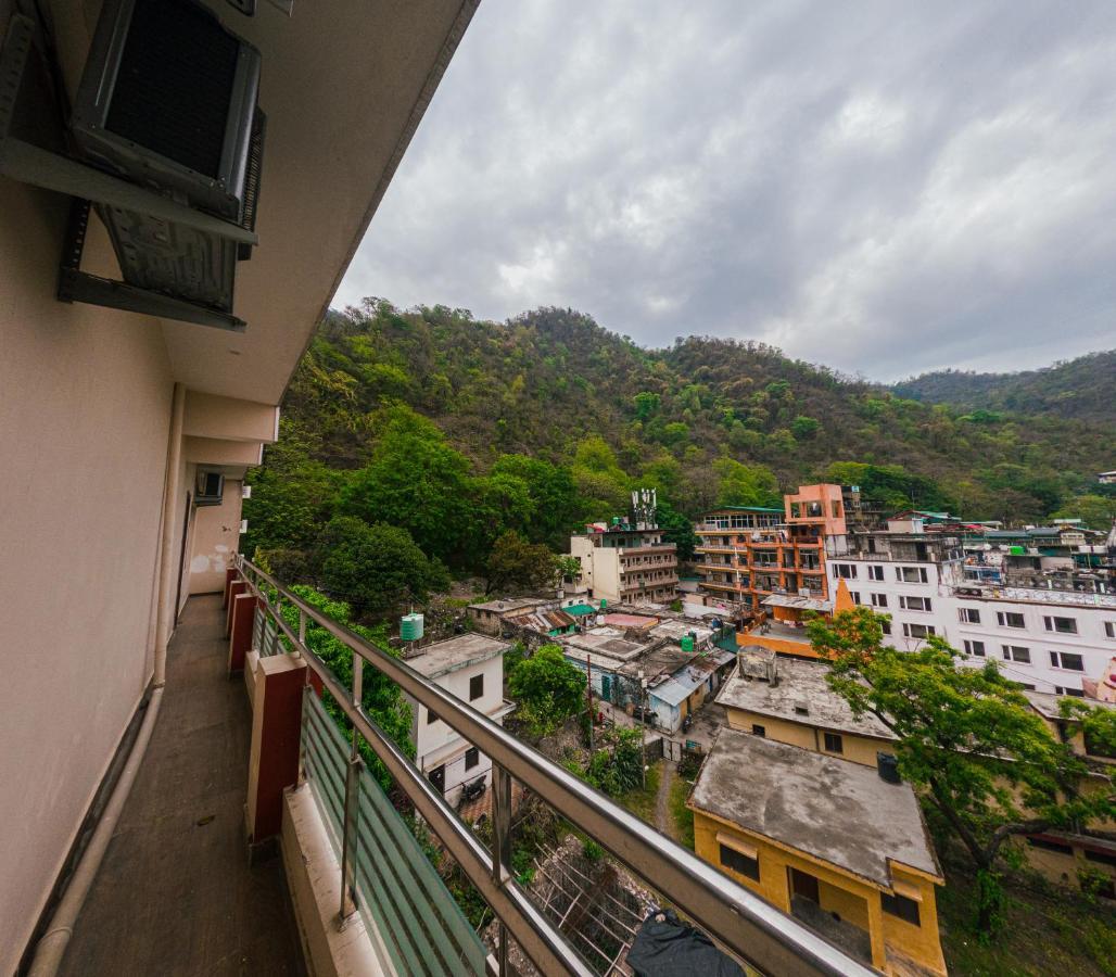Madpackers Rishikesh 2-0 Hostel Exterior photo